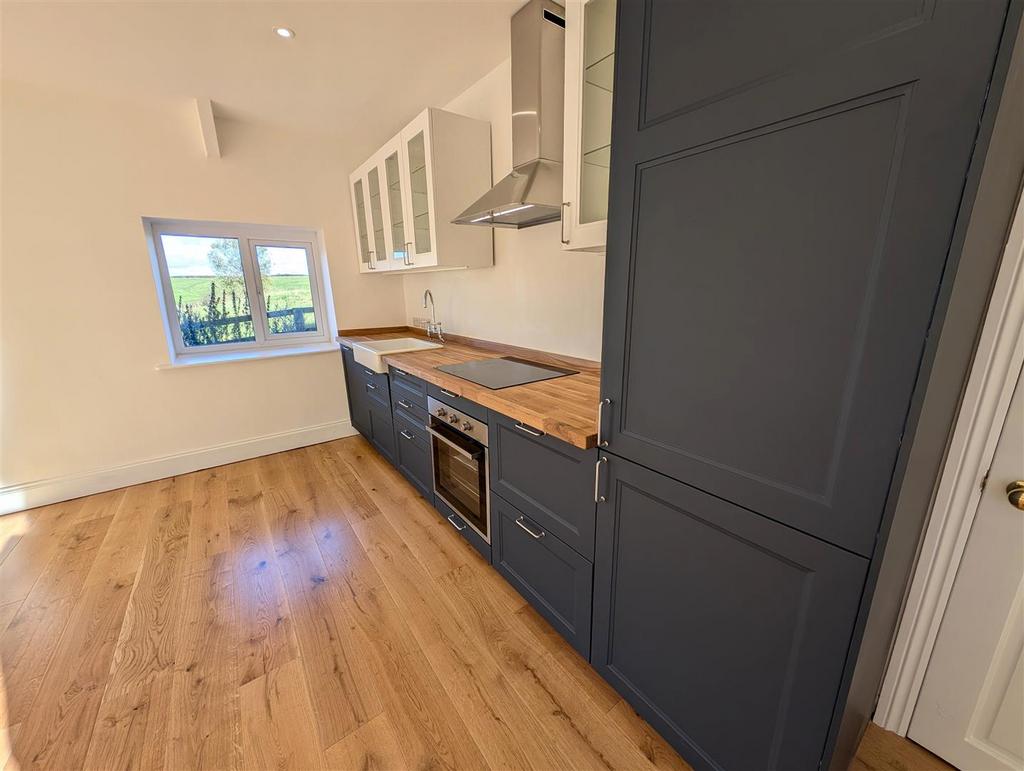 Lounge/Kitchen