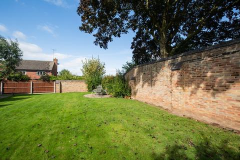 5 bedroom detached house for sale, Trent Lane, Newton Solney, Burton-on-Trent, DE15