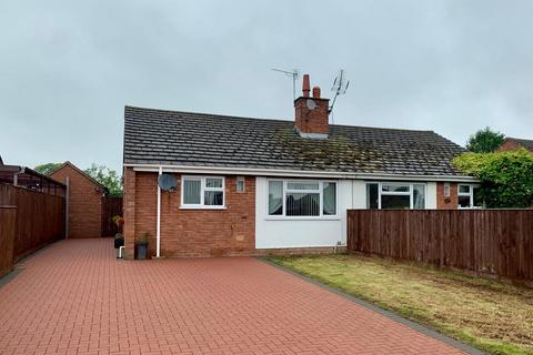 2 bedroom detached bungalow to rent, Neve Gardens, West Row IP28