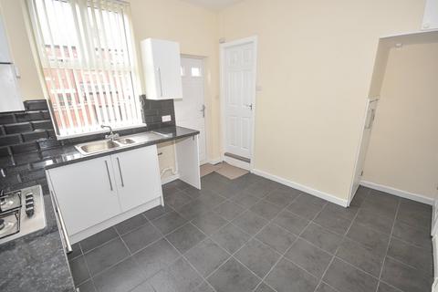 2 bedroom terraced house to rent, Medley Street, Lancashire OL12