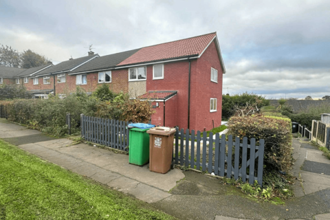 3 bedroom end of terrace house to rent, Lanark Close, Heywood, OL10