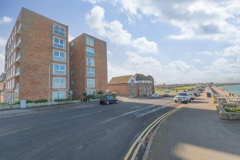 2 bedroom flat for sale, The Parade, Birchington, CT7