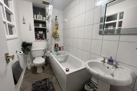 8 Parish View, Salford, M5 3PA