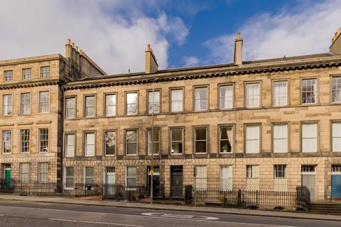 4 bedroom flat for sale, Leopold Place, Edinburgh EH7