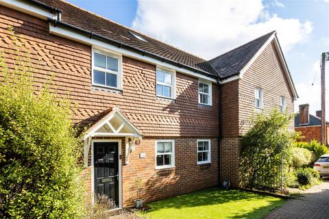 3 bedroom terraced house for sale, London Road, Bolney