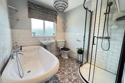 193 Wilmington Gardens, Barking, IG11 9TT