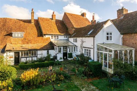 5 bedroom cottage for sale, High Street, Whitchurch, Aylesbury, Buckinghamshire, HP22