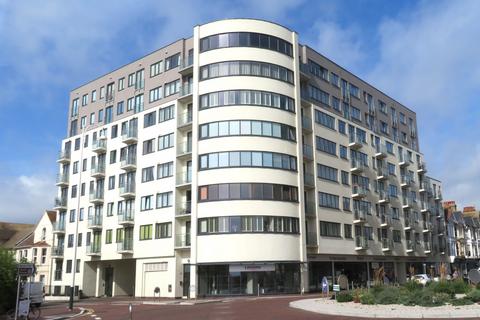 2 bedroom flat to rent, Sackville Road, Bexhill-on-Sea TN39