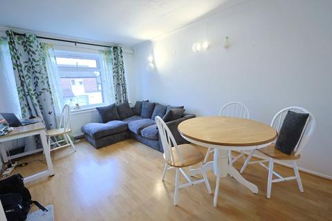 2 bedroom maisonette for sale, Luther Close, Edgware, Greater London, HA8