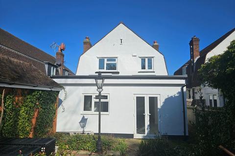 126 Felstead Road, Orpington, BR6 9AF