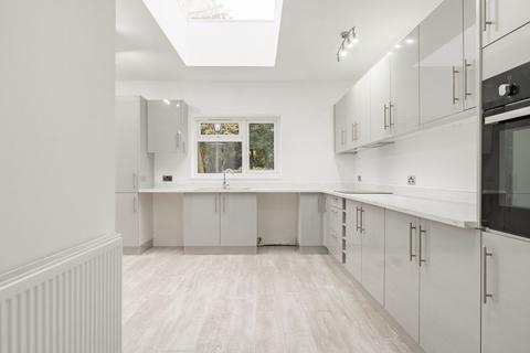 126 Felstead Road, Orpington, BR6 9AF