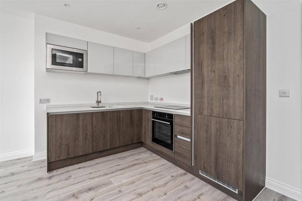Warwick House - 22-2 lo.jpg