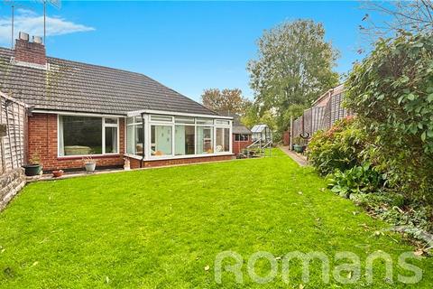 2 bedroom bungalow for sale, Felstead Close, Earley, Reading