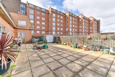 2 bedroom flat for sale, Brigstock Road, Thornton Heath, CR7