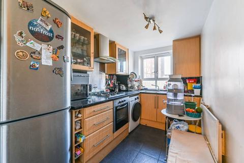 2 bedroom flat for sale, Brigstock Road, Thornton Heath, CR7