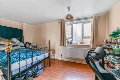 2 bedroom flat for sale, Brigstock Road, Thornton Heath, CR7