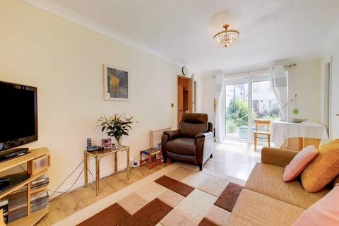 1 bedroom flat for sale, Storks Road, Bermondsey, London, SE16