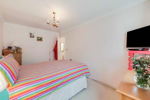 1 bedroom flat for sale, Storks Road, Bermondsey, London, SE16