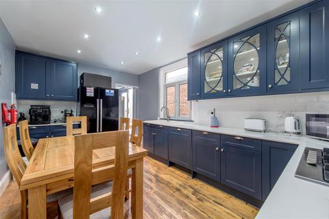 5 bedroom terraced house for sale, Greenway Road, Taunton