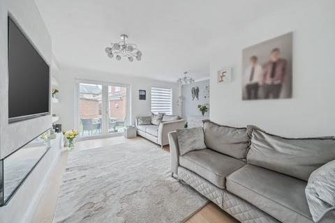2 Cornish Close, Shefford, SG17 5JT