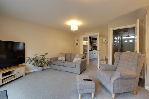 3 bedroom townhouse for sale, Pickering Grange, Brough