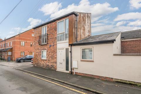 undefined, Wilson Street, Lincoln, Lincolnshire, LN1