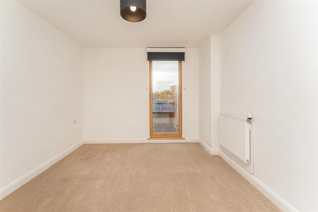 Oberon Court 12