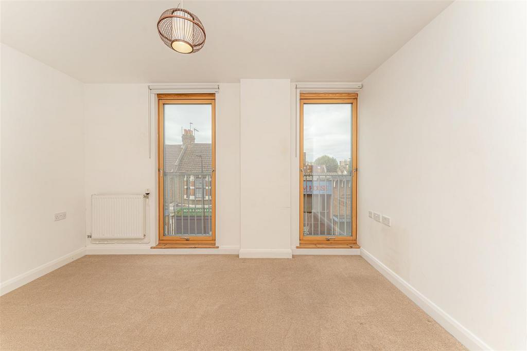 Oberon Court 9