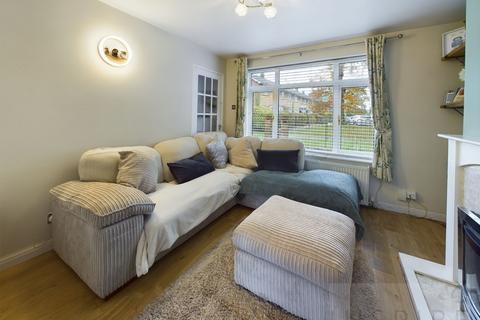 3 bedroom end of terrace house for sale, The Birches, Crawley RH10