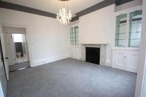 2 bedroom apartment for sale, Rouge Bouillon, St Helier JE2