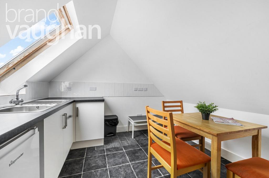 Studio Kitchen