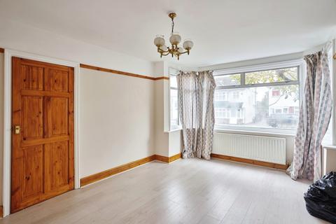 3 bedroom semi-detached house for sale, Regal Way, Harrow HA3