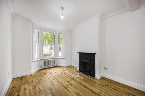 40 Balmoral Road, London, E10 5ND
