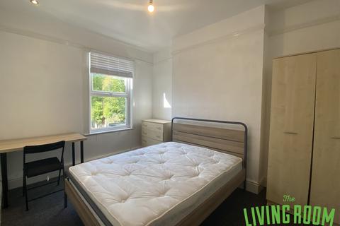 4 bedroom house to rent, Short Street, Mount Pleasant, Swansea