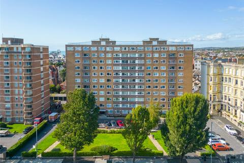 2 bedroom flat for sale, Coombe Lea, Grand Avenue, Hove, BN3