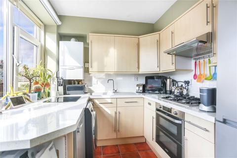 2 bedroom flat for sale, Coombe Lea, Grand Avenue, Hove, BN3