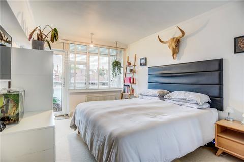 2 bedroom flat for sale, Coombe Lea, Grand Avenue, Hove, BN3