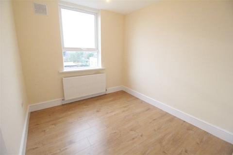 2 bedroom flat to rent, Harrow Road, Wembley, HA9