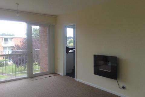 2 bedroom flat to rent, Wiltshire Close, Taunton TA1