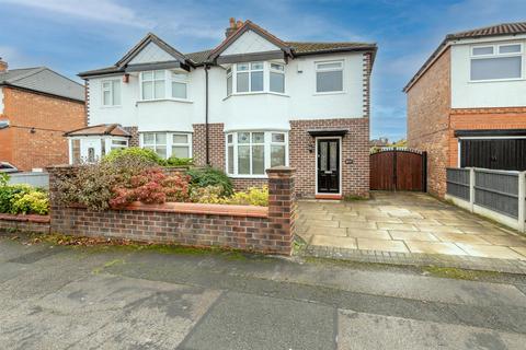 3 bedroom semi-detached house to rent, Ennerdale Drive, Sale