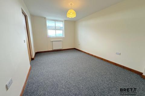 1 bedroom flat to rent, 20 Elizabeth Venmore Court, Yorke Street, Milford Haven, Pembrokeshire. SA73 2LZ