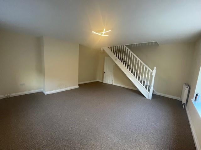 Lounge 2.jpg