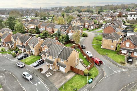 4 bedroom detached house for sale, Highland Drive, Stoke-On-Trent, ST3