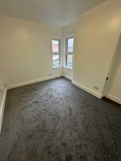 2 bedroom apartment to rent, Windsor Road, Slough