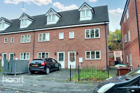 3 bedroom townhouse to rent, Westgate Street, Nottingham