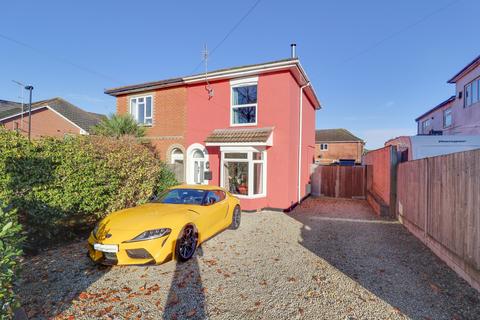 4 bedroom semi-detached house for sale, Obelisk Road, Woolston