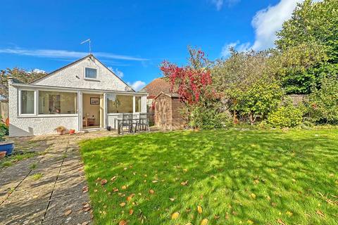 2 bedroom detached bungalow for sale, Greenhill Gardens, Herne Bay