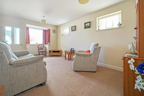 2 bedroom detached bungalow for sale, Greenhill Gardens, Herne Bay