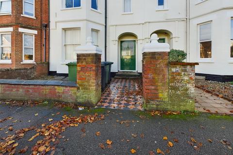 2 bedroom apartment for sale, Vicarage Road, Cromer