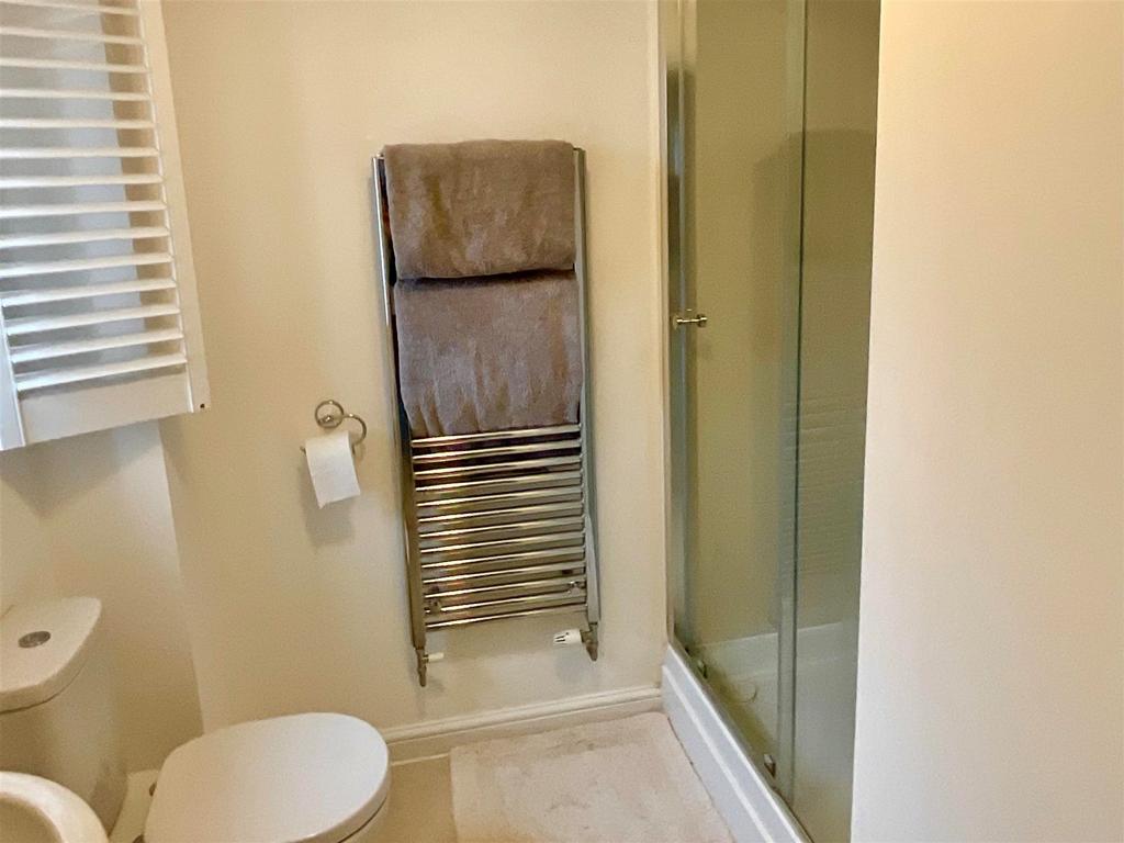 Ensuite Shower Room